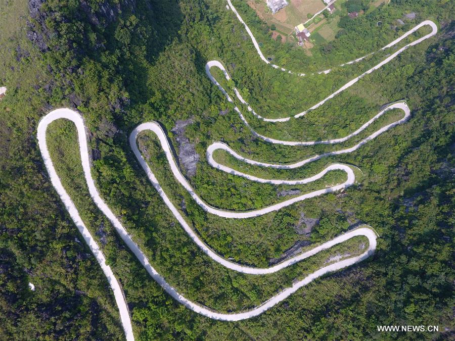 CHINA-GUANGXI-COUNTRY ROAD (CN)