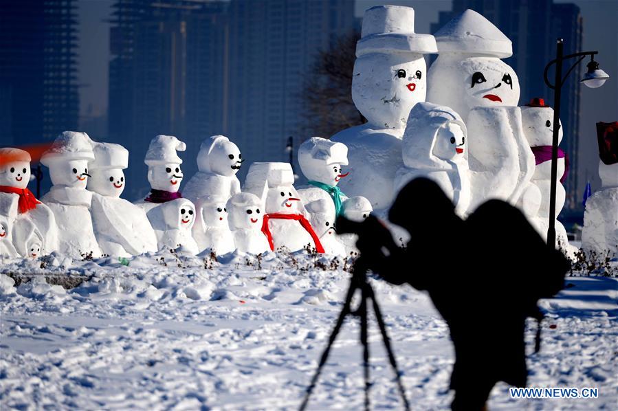 CHINA-HARBIN-SNOWMAN (CN)