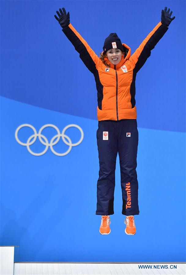 (SP)OLY-SOUTH KOREA-PYEONGCHANG-SPEED SKATING-LADIES' 3000M-MEDAL CEREMONY