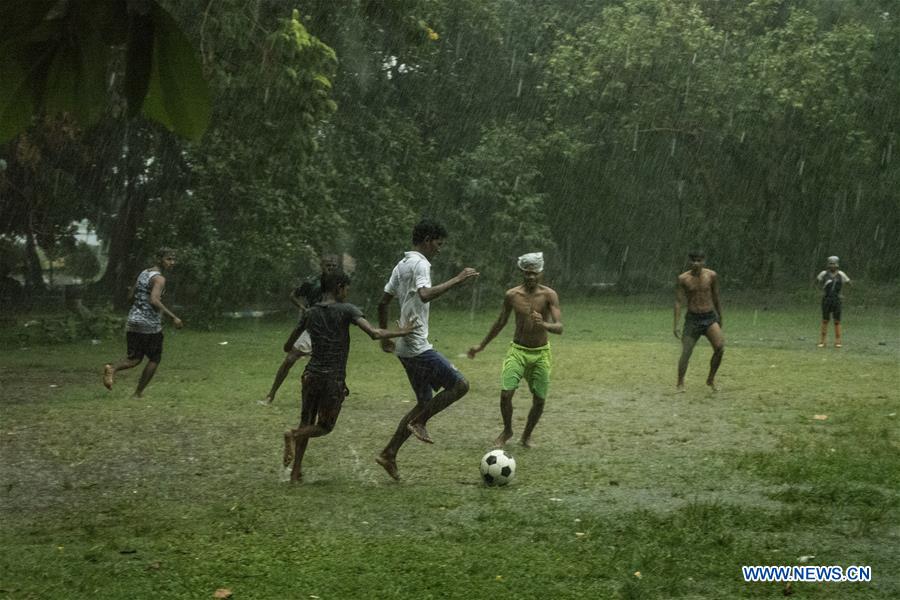 INDIA-KOLKATA-RAIN