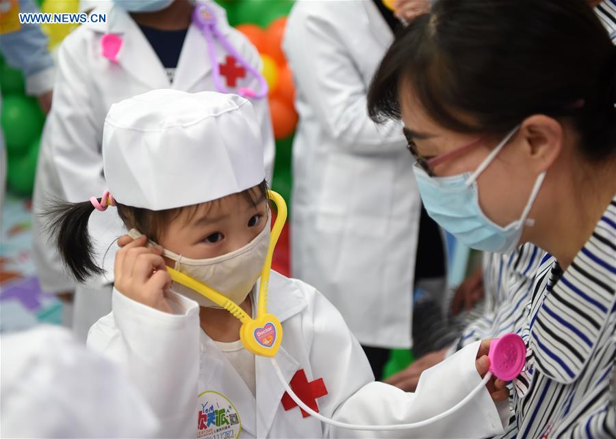 CHINA-CHONGQING-LEUKEMIA-ROLE PLAY (CN)