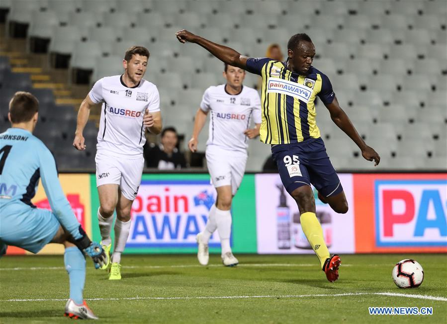 (SP)AUSTRALIA-CAMPBELLTOWN-SOCCER-CHARITY GAME-BOLT