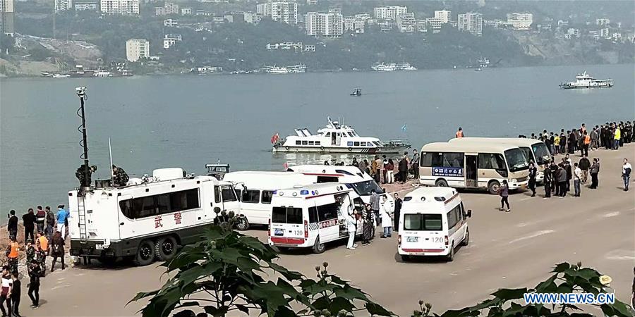 #CHINA-CHONGQING-BUS CRASH (CN)