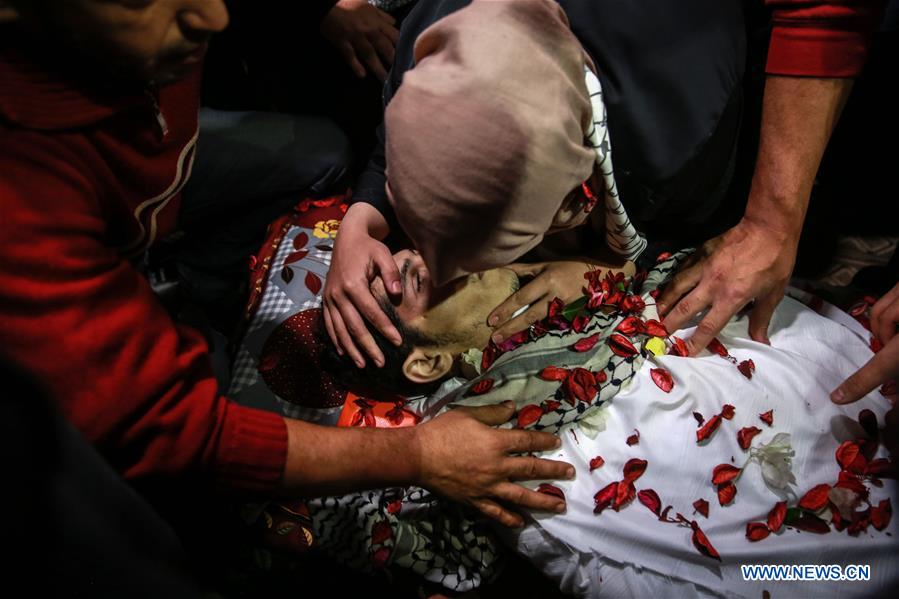 MIDEAST-GAZA-FUNERAL