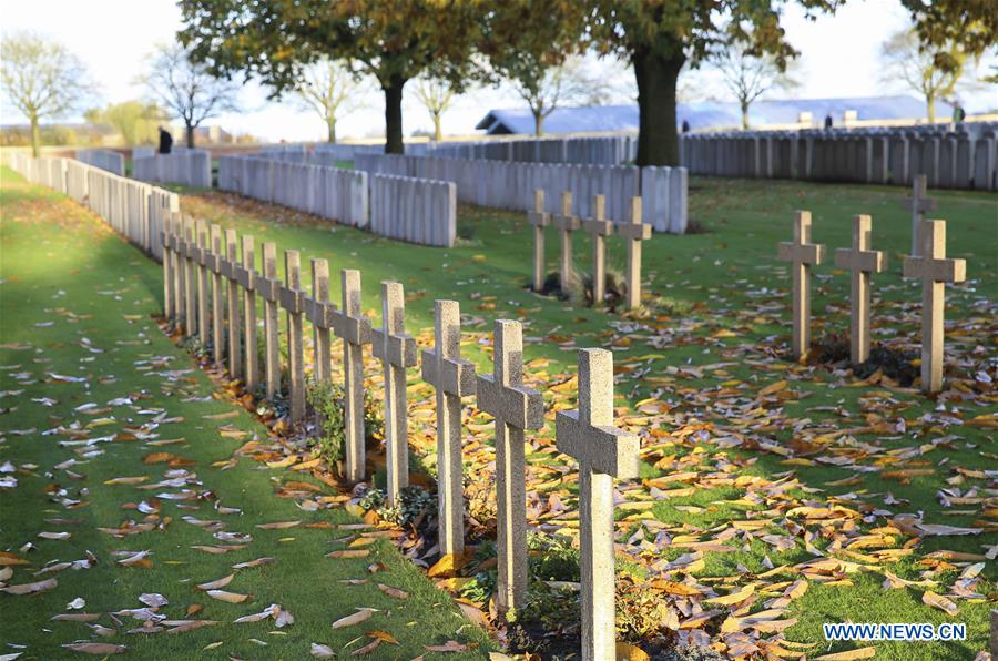 BELGIUM-POPERINGE-LIJSSENTHOEK MILITARY CEMETERY