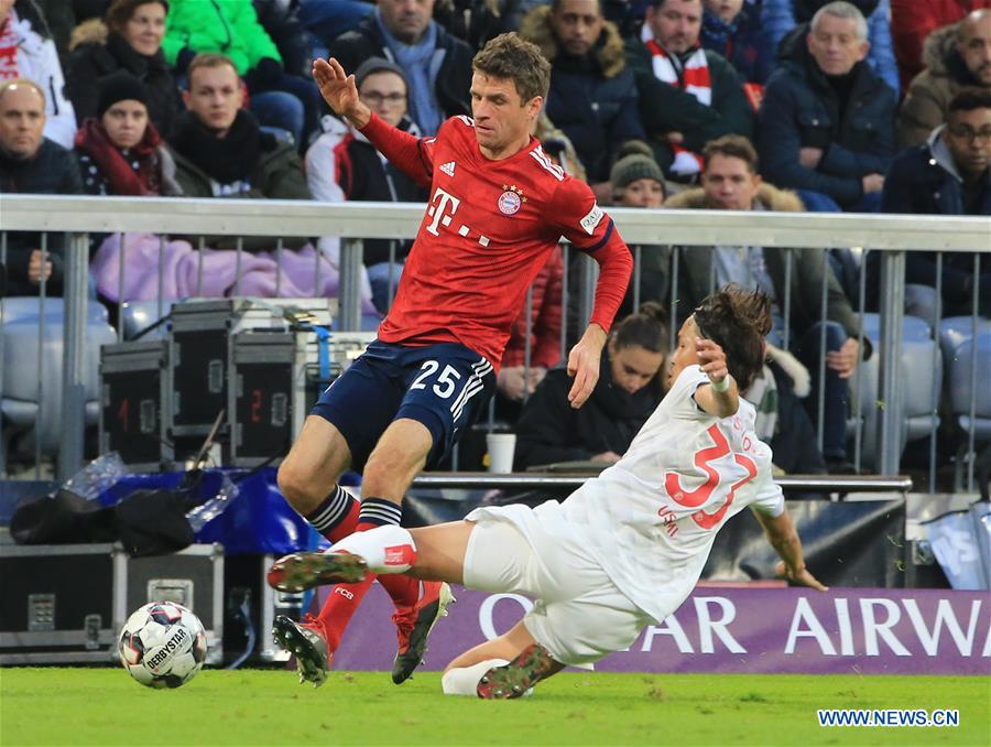 (SP)GERMANY-MUNICH-SOCCER-BUNDESLIGA-BAYERN MUNICH VS DUESSELDORF