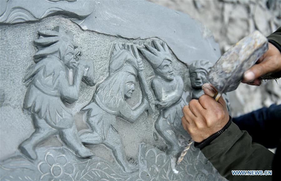 CHINA-HUBEI-ENSHI-ROCK CARVING (CN)