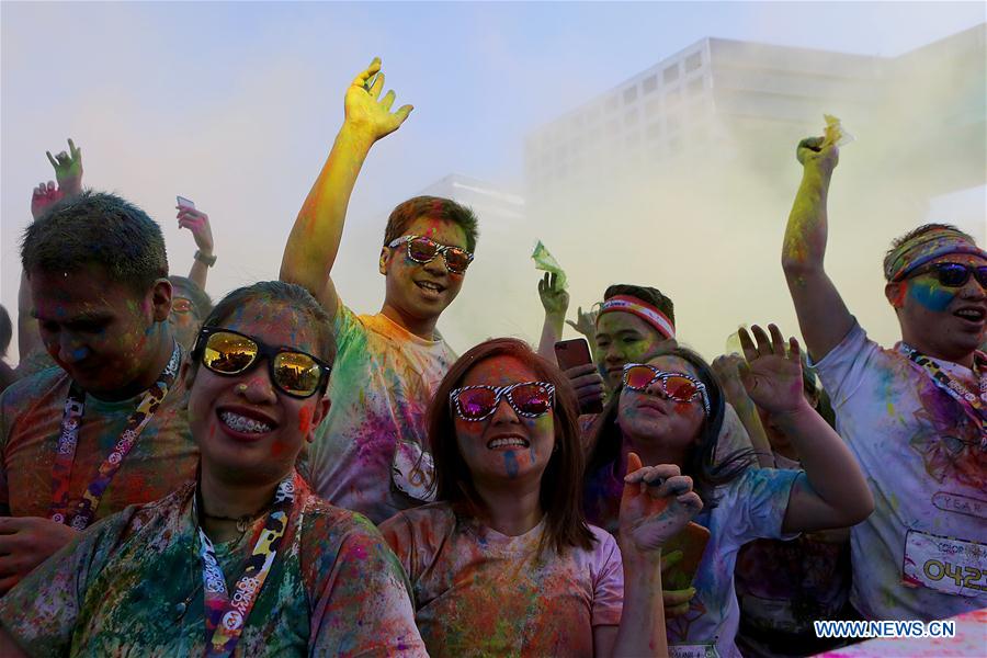 PHILIPPINES-MANILA-PASAY CITY-COLOR RUN