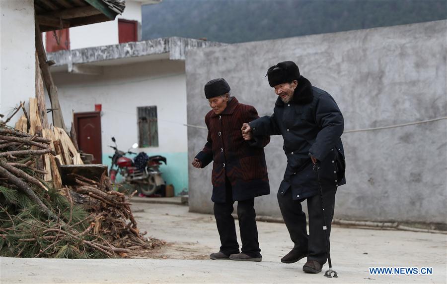 CHINA-SICHUAN-LEPROSY-COUPLE-LIFE (CN)