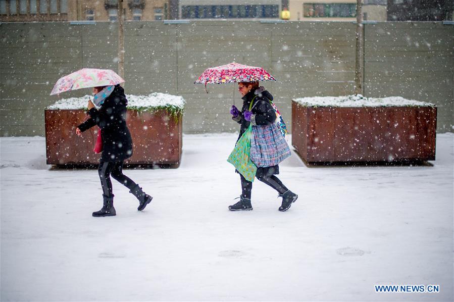 GERMANY-DUISBURG-SNOWFALL