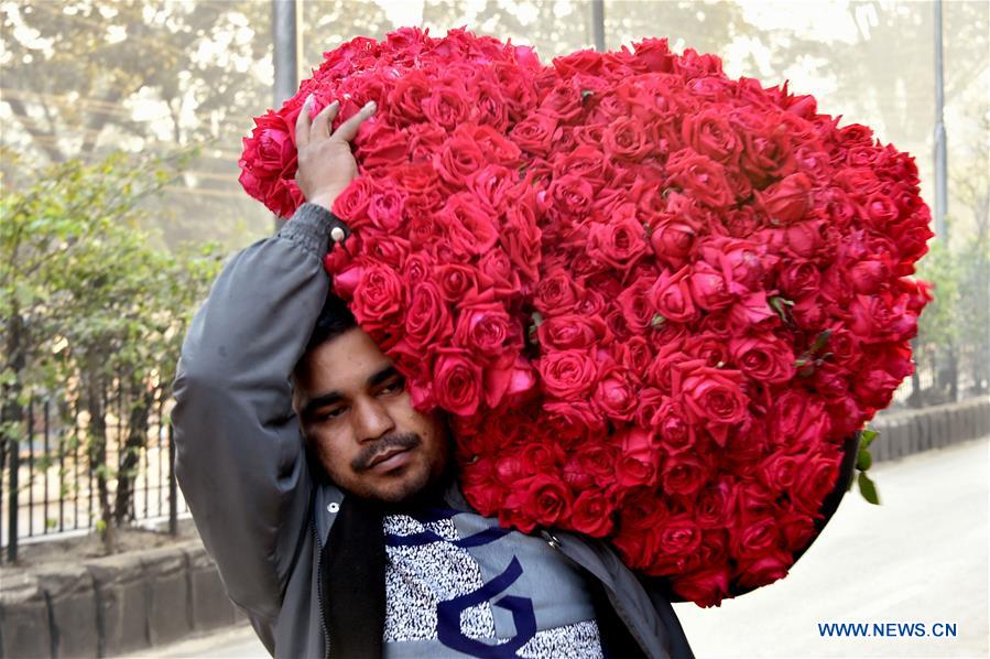 BANGLADESH-DHAKA-FLOWER-MARKET