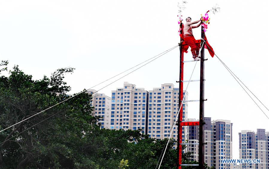 CHINA-FUJIAN-PUTIAN-KNIFE LADDER (CN)