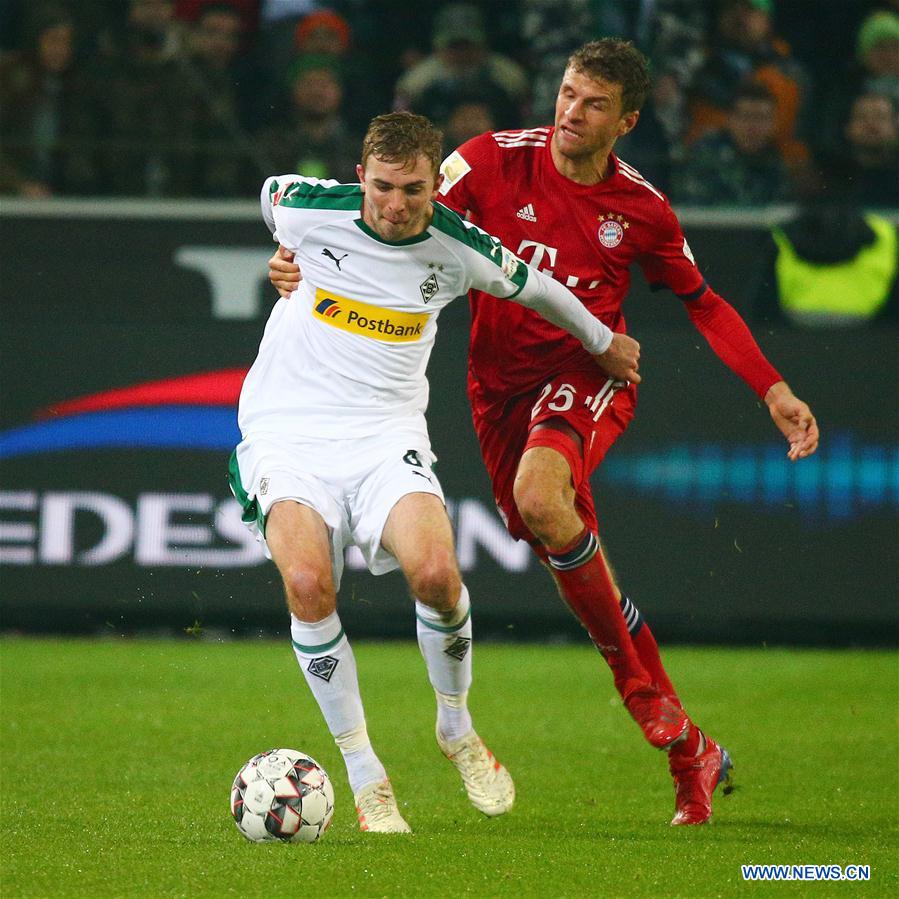 (SP)GERMANY-MOENCHENGLADBACH-SOCCER-BUNDESLIGA- MOENCHENGLADBACH VS BAYERN MUNICH