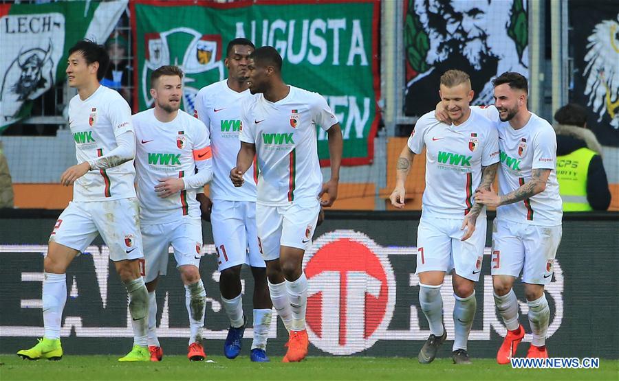 (SP)GERMANY-AUGSBURG-SOCCER-BUNDESLIGA-AUGSBURG VS HANOVER 96