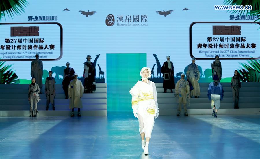 CHINA-BEIJING-FASHION WEEK (CN)