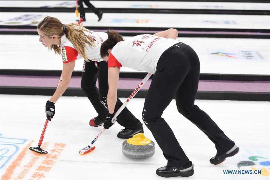 (SP)CHINA-BEIJING-CURLING-WCF WORLD CUP GRAND FINAL-DAY 4(CN)