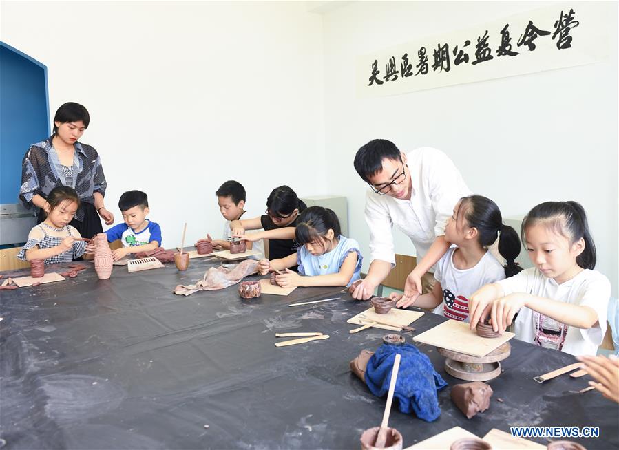 CHINA-ZHEJIANG-HUZHOU-SUMMER CAMP-CHARITY (CN)