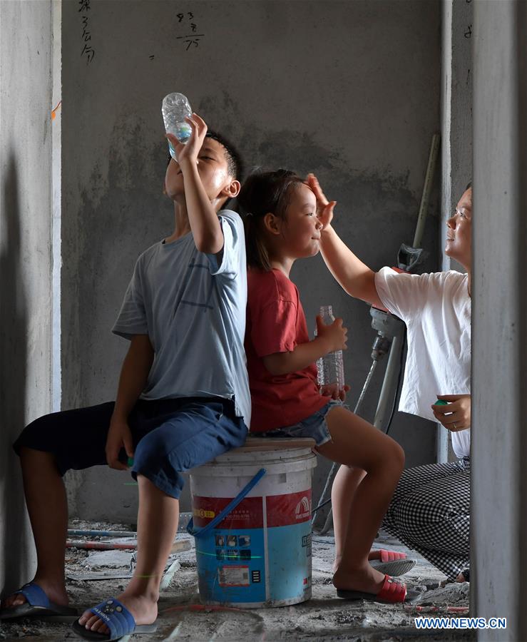 CHINA-JIANGXI-NANCHANG-MIGRANT WORKER-CHILDREN-SUMMER VACATION (CN)