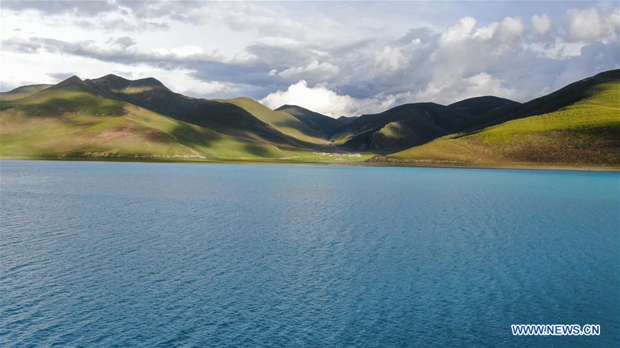 CHINA-TIBET-YAMZBOG YUMCO LAKE-SCENERY (CN)