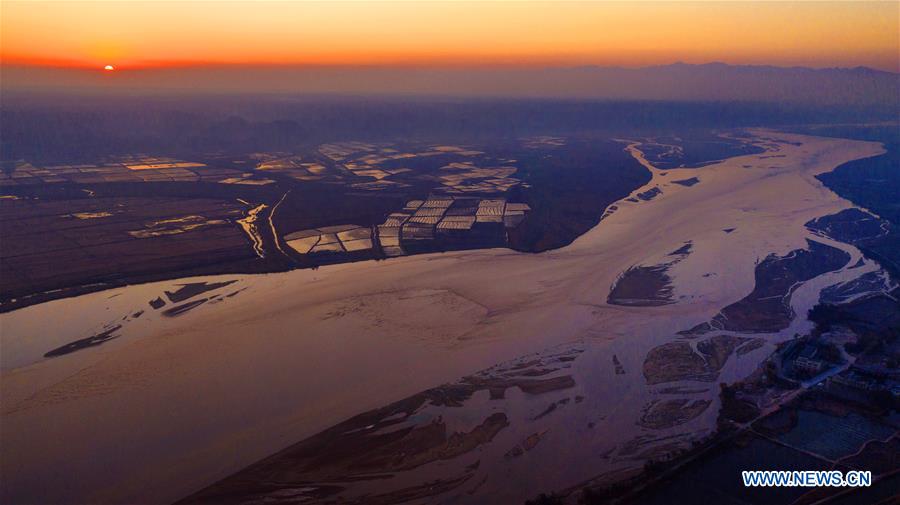 CHINA-SHAANXI-YELLOW RIVER-SUNRISE (CN)