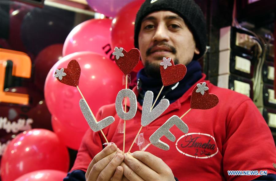 SYRIA-DAMASCUS-VALENTINE'S DAY-CAKE