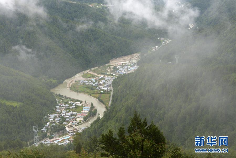 （新时代国门行·图文互动）（2）乃堆拉：“风雪山口”迎来历史机遇