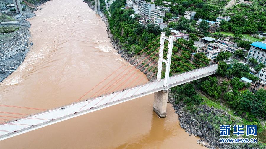 （壮丽70年·奋斗新时代——记者再走长征路·图文互动）（8）七天七夜，惊心动魄——皎平渡口永不消失的红色记忆